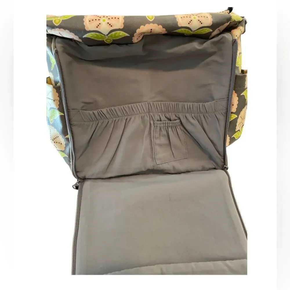 Petunia Pickle Bottom Abundance Boxy Backpack Convertible Diaper Bag